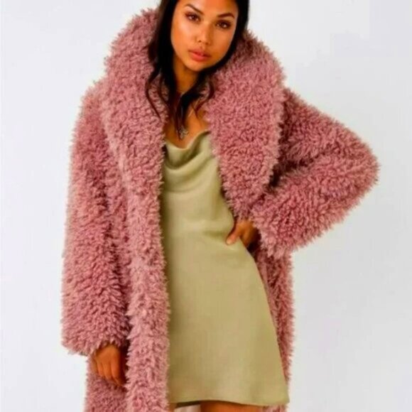 💥SHOWSTOPPER💥Somedays Lovin Down This Road Faux Fur Coat in Blush